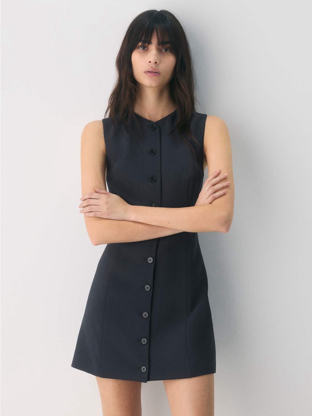 Aritzia Regal vest crepette dark night navy 2